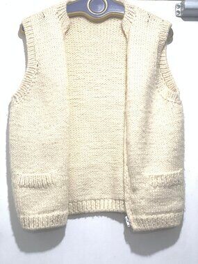 HANDMADE KNITTED FITTED WOOL VESTS SIZE S